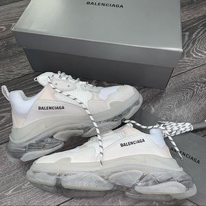 Balenciagas triple s